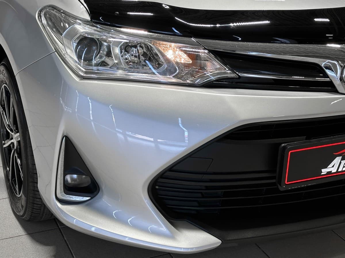 Toyota Corolla Fielder - 5